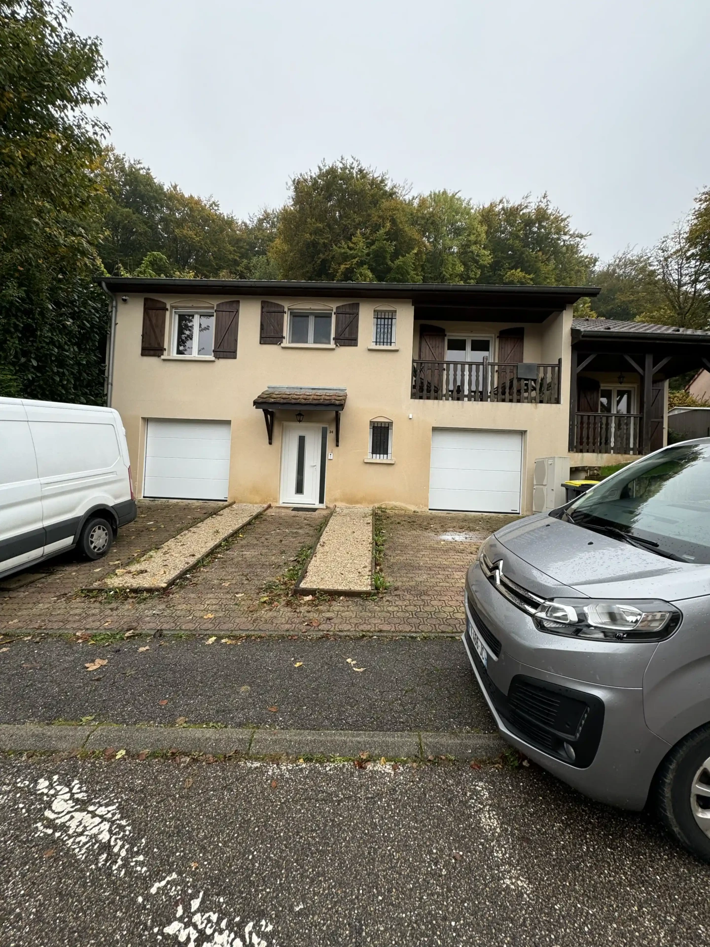 rc fermelec renovation deux portes de garage fenetres porte entree maison